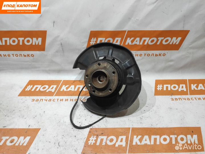 Кулак задний правый BMW 1 E87 2007