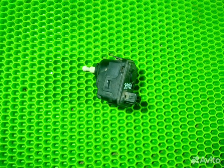 Моторчик корректора фар Golf 3 Vento