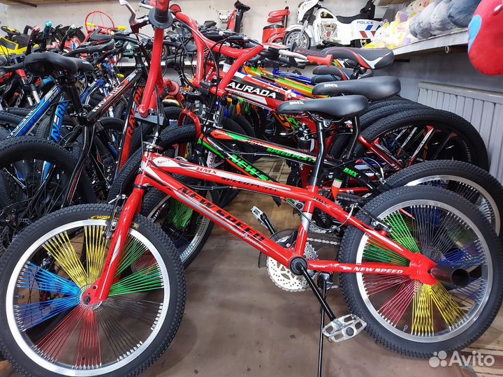 Трюковой велосипед BMX