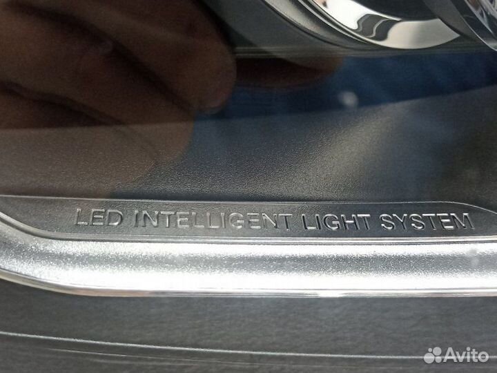 Фара правая Mercedes-Benz Gle-Class W166 2.2D 2018