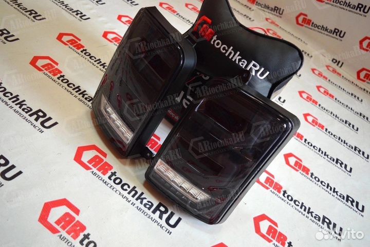 Задний LED фонарь ренджик niva 4x4 красные