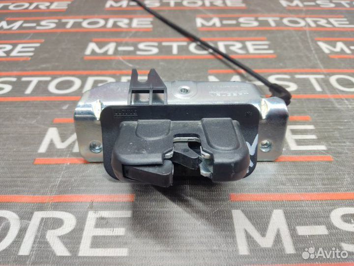 Замок спинки сиденья задний левый Mercedes-Benz