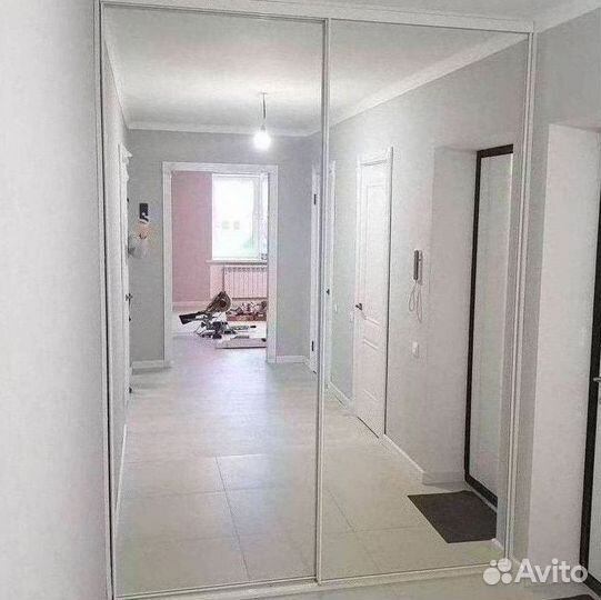 Шкаф с антресолью