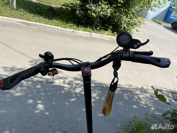 Электросамокат kugoo g1