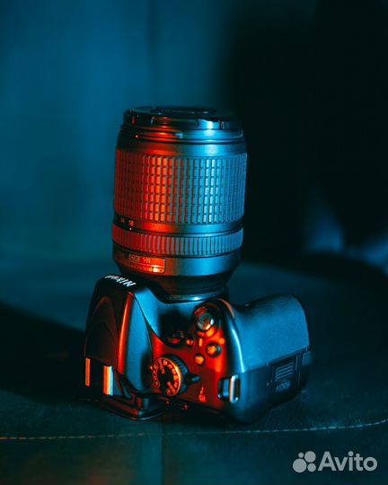 Фотоаппарат Nikon D5100 с объективом 18-140 мм