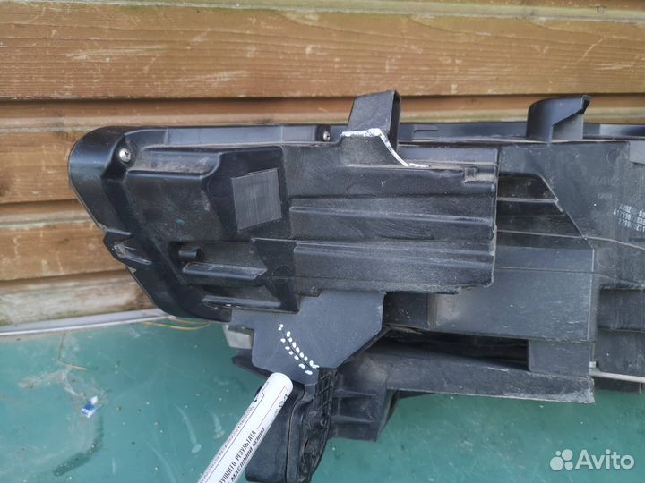 Фара правая LED Haval F7