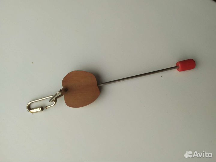 Держатель еды для грызунов и птиц