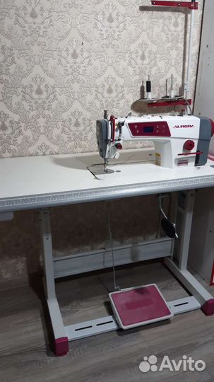 Швейная машина Avrora