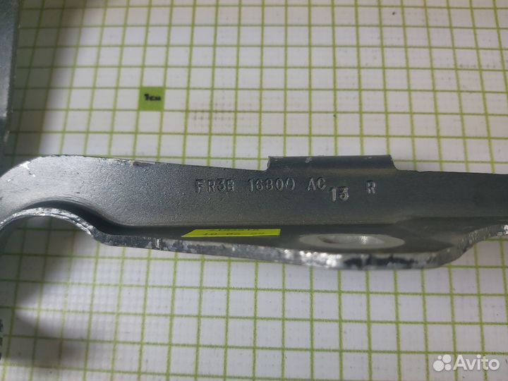 Петля капота для Ford Mustang 6 RH