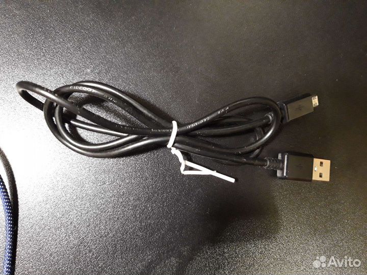 Зарядники наушники тюльпаны адаптеры