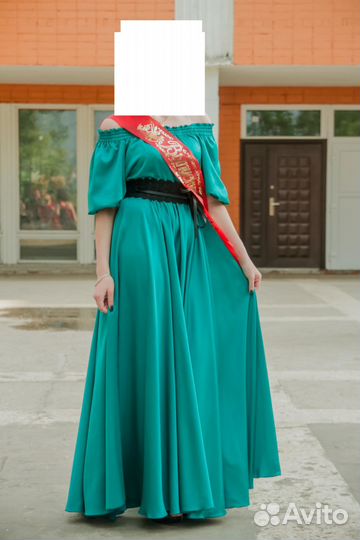 Платье вечернее