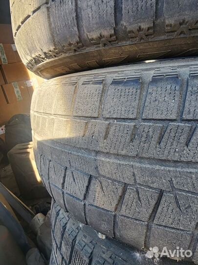 Bridgestone Blizzak DM-V1 205/65 R16