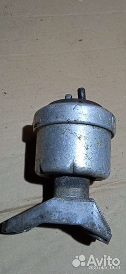 Опора двигателей правая z22se, z22dtr