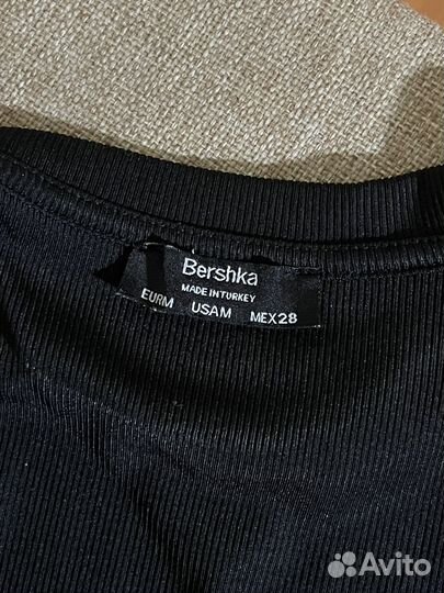 Лонгслив bershka