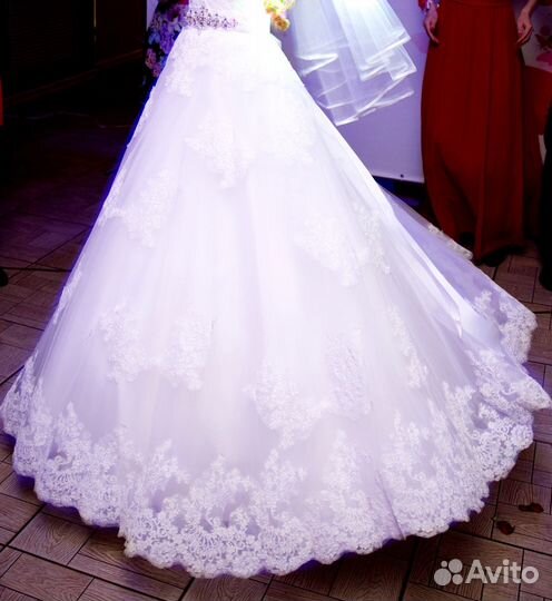 Продам свадебное платье
