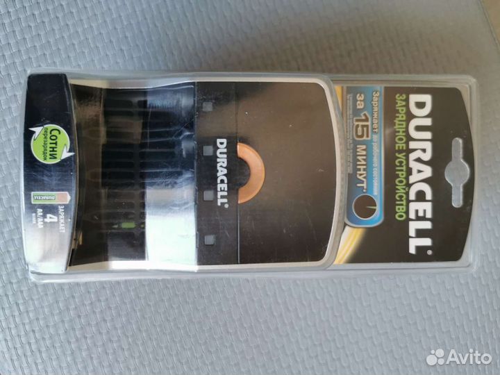 Мощное зарядное duracell новое