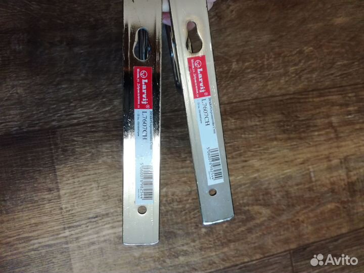 Кронштейн для полки Larvij L7607CH 2 шт