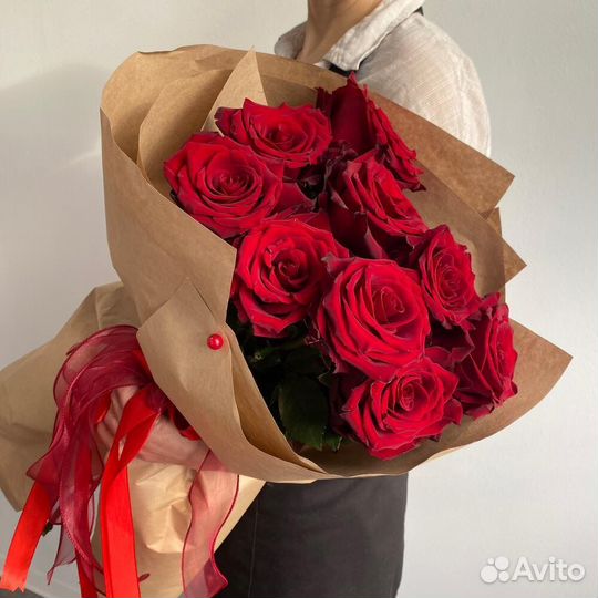 Букет из красных роз