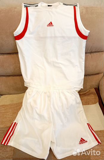 Костюм для тенниса