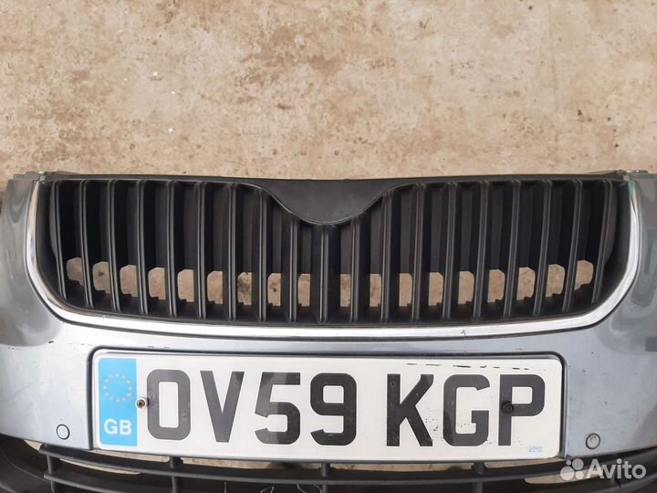 Решётка радиатора Skoda Superb 2