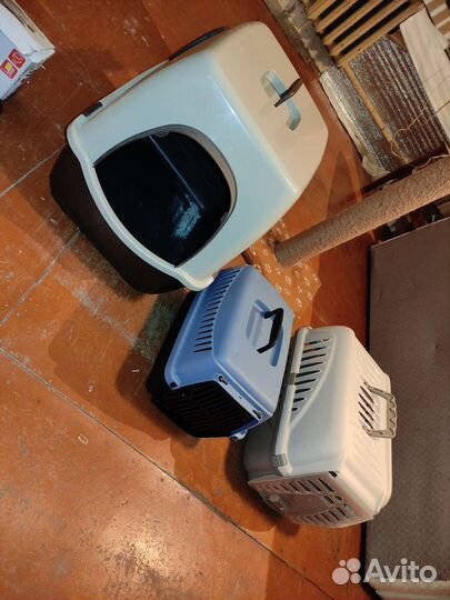 Переноски для кошек новые и туалет