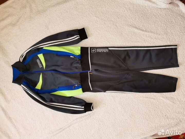 Спортивный костюм