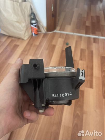 Противотуманки правая