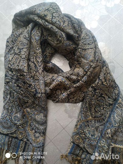 Шарфы и палантины