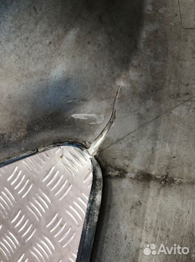 Бампер Opel Zafira B (2005-2012)