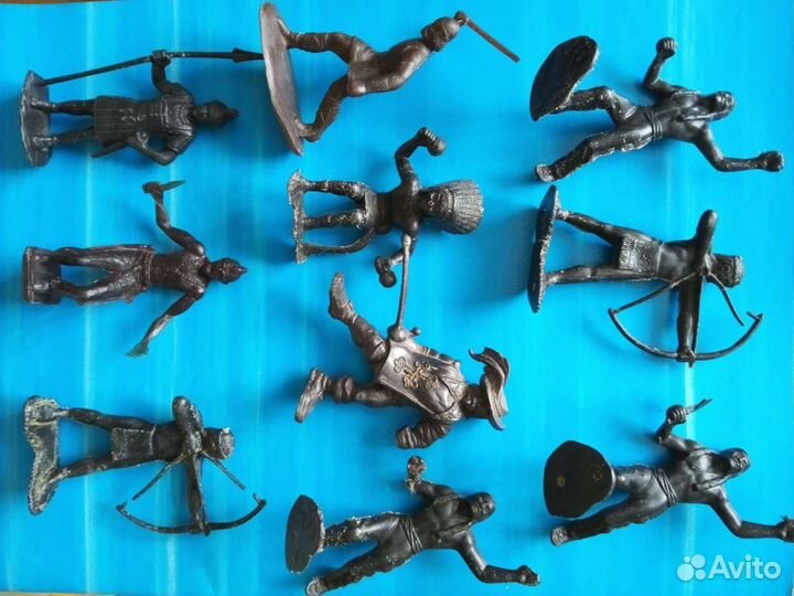 Рыцари и оловянные солдатики