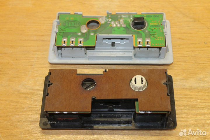 Плафон освещения салона Volkswagen Passat b3