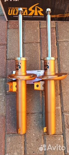 Амортизатор передний kyb