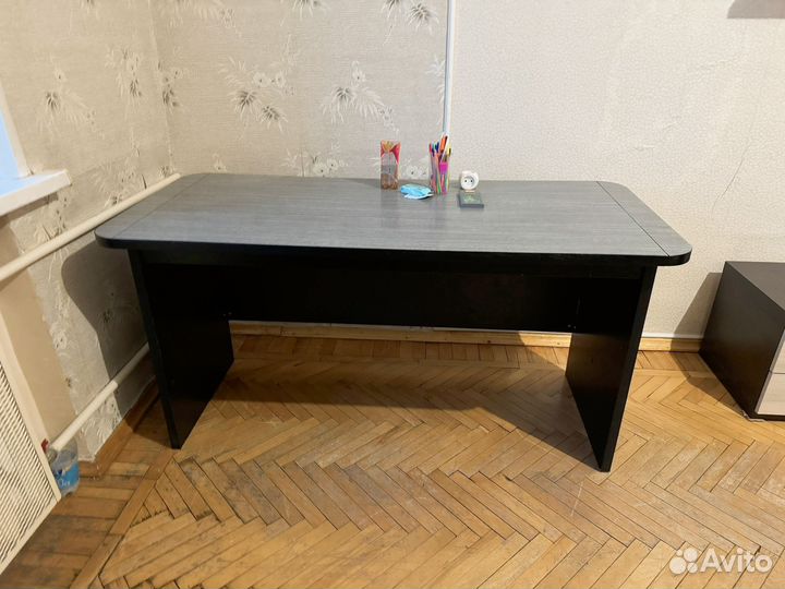 Офисная мебель, компьютерный стол