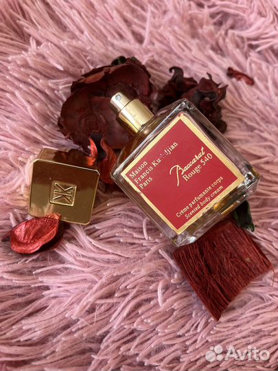 Духи Baccarat Rouge 540 Maison Francis Kurkdjian