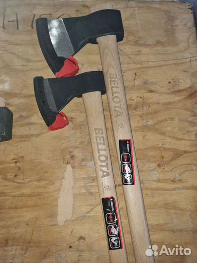 Топоры (Испания)