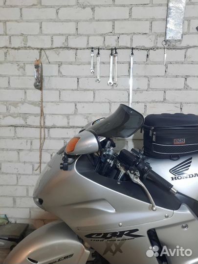 Ветровик на мотоцикл Honda