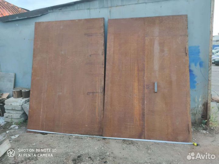 Ворота гаражные металлические