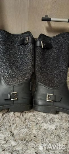 Резиновые сапоги