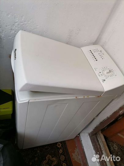 Стиральная машина с вертикальной загрузкой