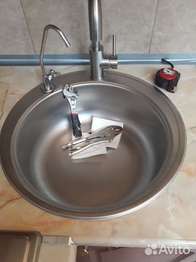 Частный сантехник. Услуги сантехника Мастер на час