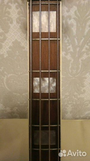 Бас гитара Диамант