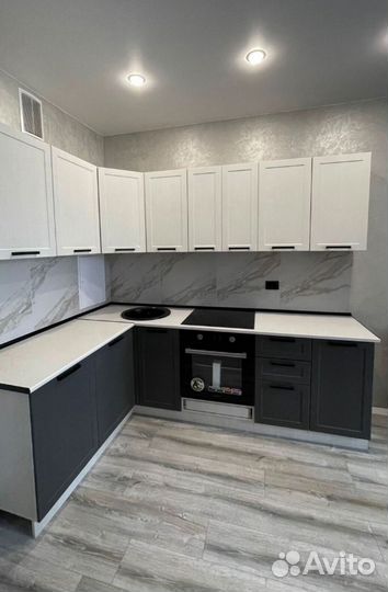 Стильный кухонный гарнитур