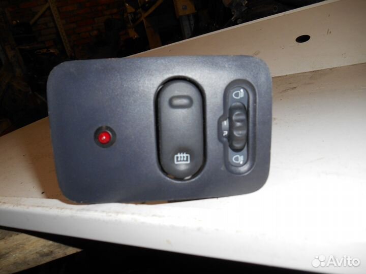 Кнопка Renault Clio Symbol Рено Клио Симбол