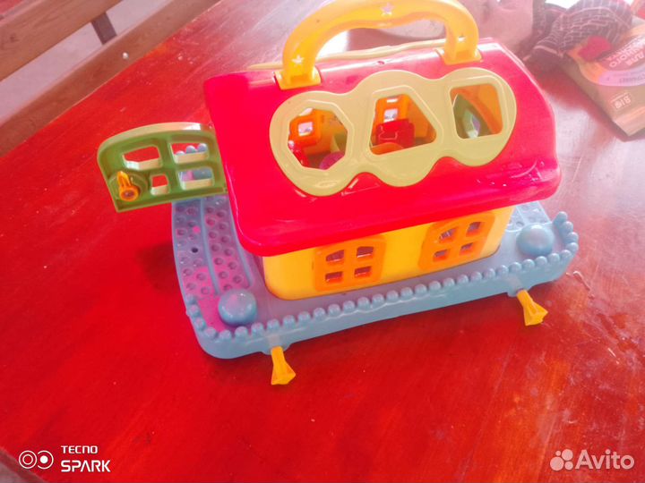 Кубик развивающий