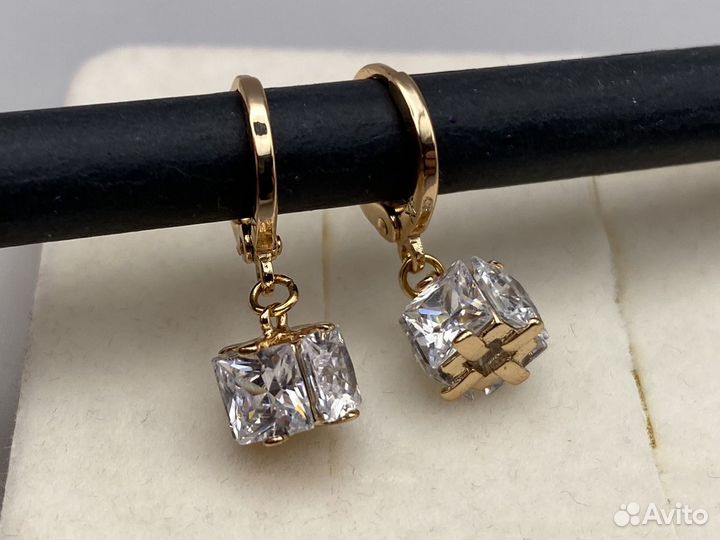 Серьги cartier