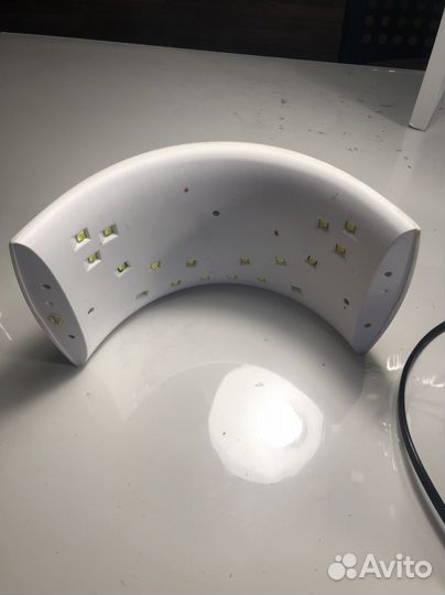 Лампа для ногтей