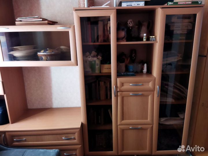 Стенка в гостиную