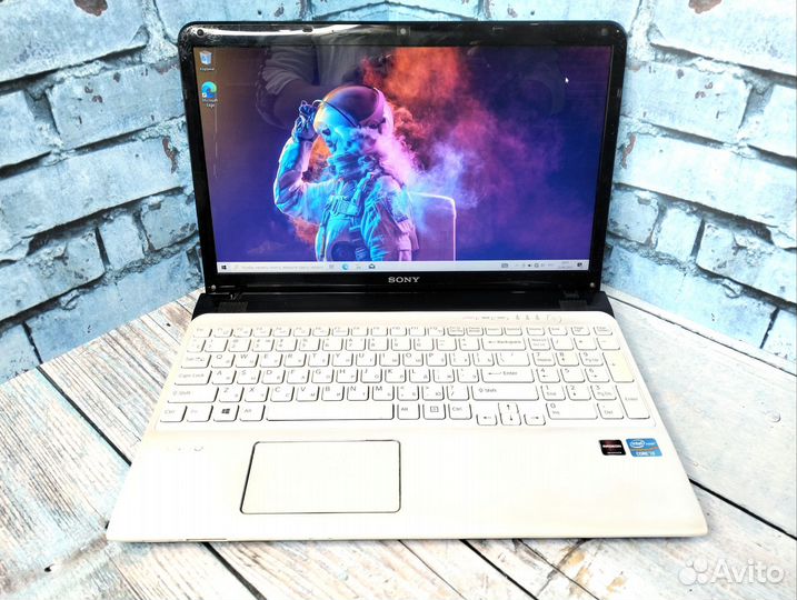 Мощный Sony Vaio на i3-3110m/ RAM 10/ SSD