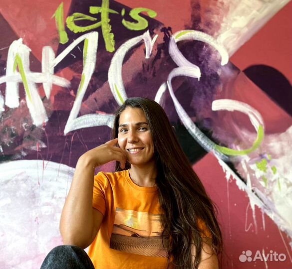 Граффити / роспись / фасадов домов заборов стен