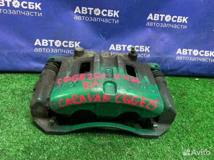 Суппорт передний правый Nissan Caravan cqge25